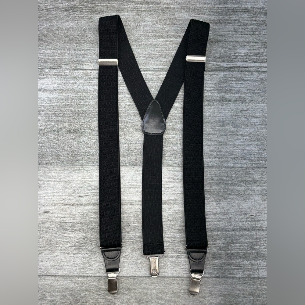 Gillmons Clip Down Y Back Black Geometric Repeating Suspenders Braces Stretch 1”
